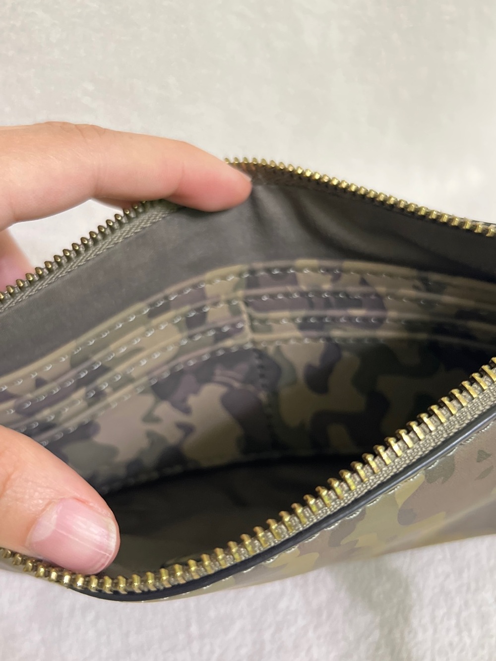 Joy Susan Mini Crossbody Wristlet Clutch Vegan Leather Camo Bag Adjustable Strap - Picture 13 of 14